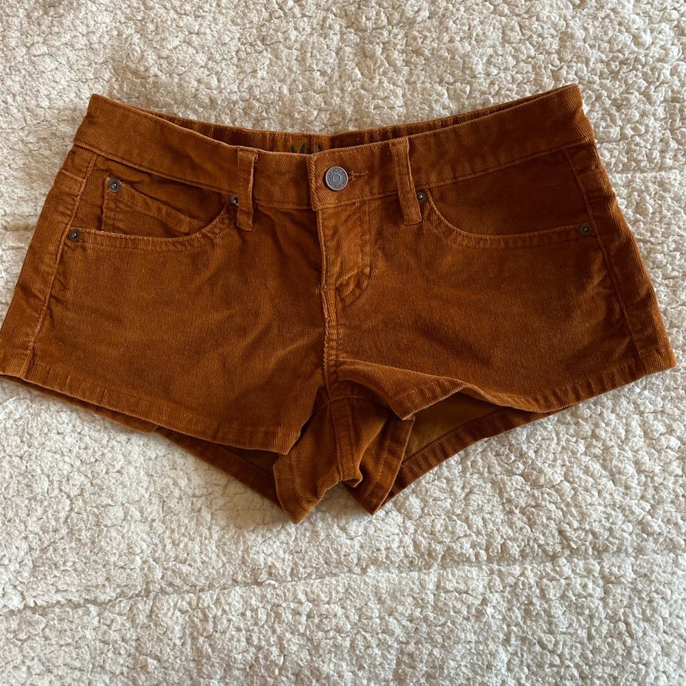 Volcom cheeky shorts